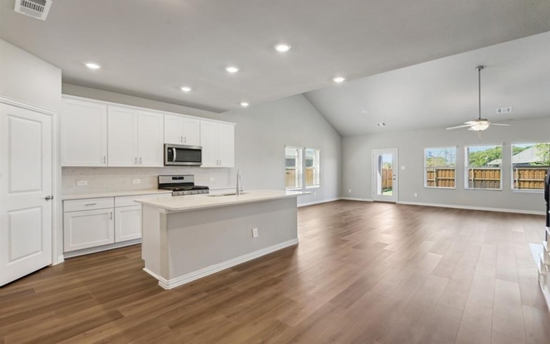 606 Willet Drive, McKinney, TX 75069, 5 Bedrooms Bedrooms, ,3 BathroomsBathrooms,Residential,For Sale,606 Willet Drive,20910273