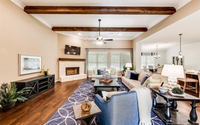 2101 Crystal Palace Boulevard, Alvarado, TX 76009, 4 Habitaciones Habitaciones , ,3 BañosBaños,Residential,En Venta,2101 Crystal Palace Boulevard,20933427