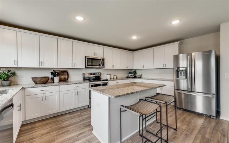 2051 Pleasant Knoll Circle, Forney, TX 75126, 4 Bedrooms Bedrooms, ,3 BathroomsBathrooms,Residential,For Sale,2051 Pleasant Knoll Circle,20928914