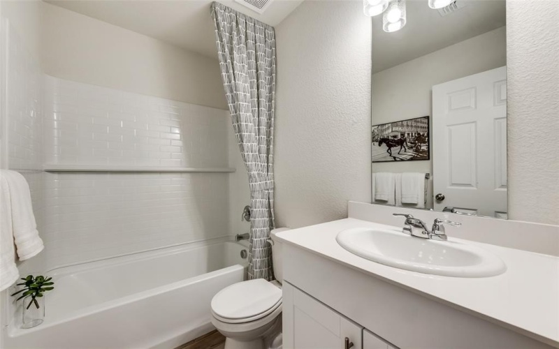 2051 Pleasant Knoll Circle, Forney, TX 75126, 4 Bedrooms Bedrooms, ,3 BathroomsBathrooms,Residential,For Sale,2051 Pleasant Knoll Circle,20928914
