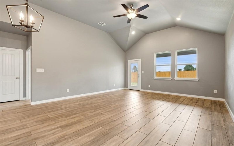 1202 Commerce Drive, Greenville, TX 75401, 4 Bedrooms Bedrooms, ,2 BathroomsBathrooms,Residential,For Sale,1202 Commerce Drive,20934028