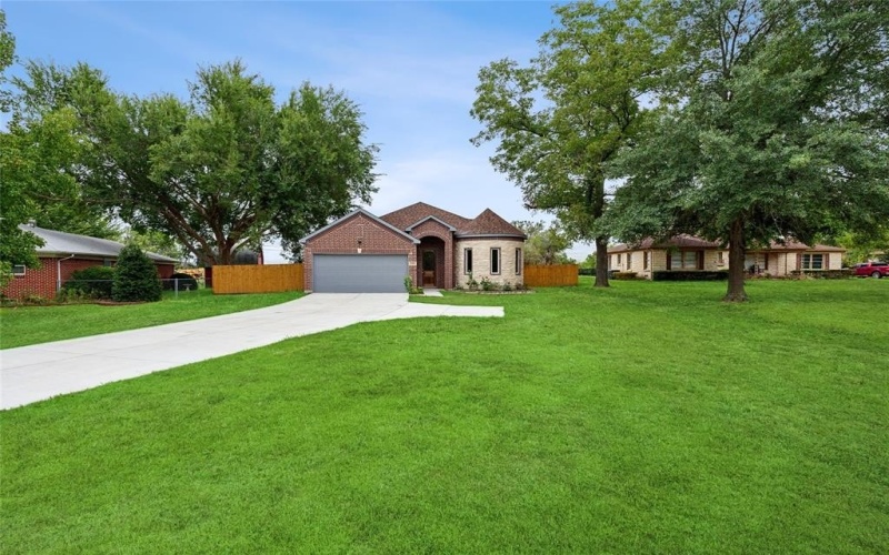 1202 Commerce Drive, Greenville, TX 75401, 4 Bedrooms Bedrooms, ,2 BathroomsBathrooms,Residential,For Sale,1202 Commerce Drive,20934028