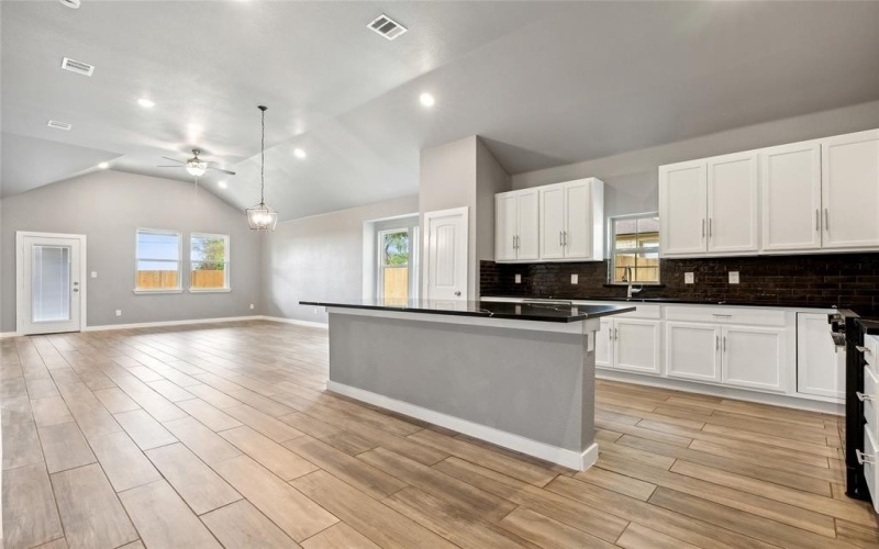 1202 Commerce Drive, Greenville, TX 75401, 4 Bedrooms Bedrooms, ,2 BathroomsBathrooms,Residential,For Sale,1202 Commerce Drive,20934028