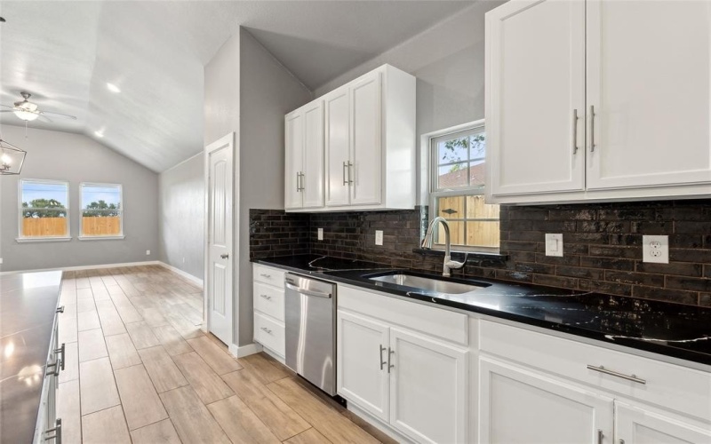 1202 Commerce Drive, Greenville, TX 75401, 4 Bedrooms Bedrooms, ,2 BathroomsBathrooms,Residential,For Sale,1202 Commerce Drive,20934028