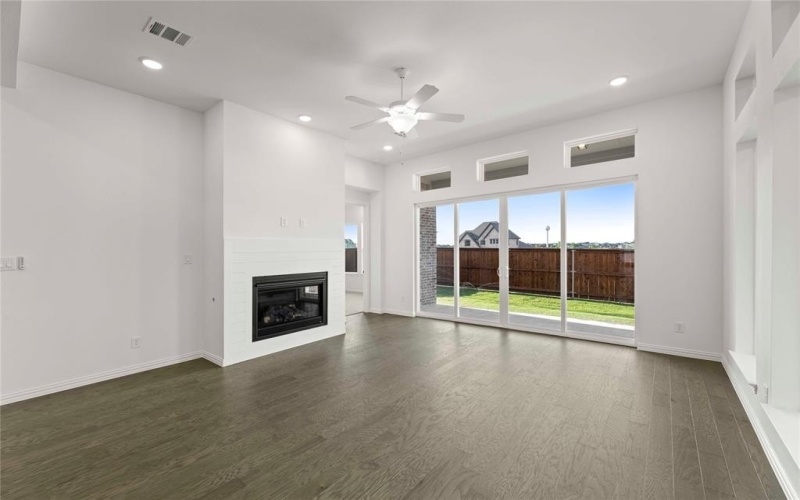 1021 Salvation Drive, Lucas, TX 75098, 4 Habitaciones Habitaciones , ,5 BañosBaños,Residential,En Venta,1021 Salvation Drive,20925579