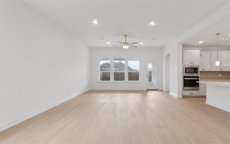 2824 Tophill Drive, Celina, TX 75009, 5 Bedrooms Bedrooms, ,5 BathroomsBathrooms,Residential,For Sale,2824 Tophill Drive,20929068