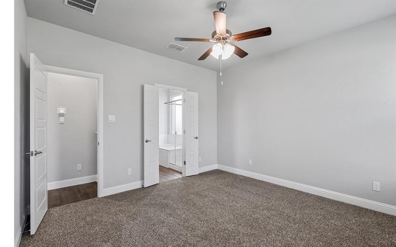 8721 LEAFY Lane, Justin, TX 76247, 5 Bedrooms Bedrooms, ,5 BathroomsBathrooms,Residential,For Sale,8721 LEAFY Lane,20933729