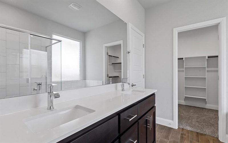 8721 LEAFY Lane, Justin, TX 76247, 5 Bedrooms Bedrooms, ,5 BathroomsBathrooms,Residential,For Sale,8721 LEAFY Lane,20933729