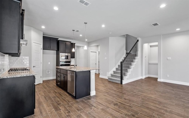 8721 LEAFY Lane, Justin, TX 76247, 5 Bedrooms Bedrooms, ,5 BathroomsBathrooms,Residential,For Sale,8721 LEAFY Lane,20933729