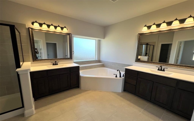 3432 Herd Way, Midlothian, TX 76065, 4 Bedrooms Bedrooms, ,3 BathroomsBathrooms,Residential,For Sale,3432 Herd Way,20931911