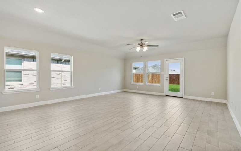 729 Rusty Spurs Place, Weston, TX 75009, 3 Bedrooms Bedrooms, ,2 BathroomsBathrooms,Residential,For Sale,729 Rusty Spurs Place,20934377