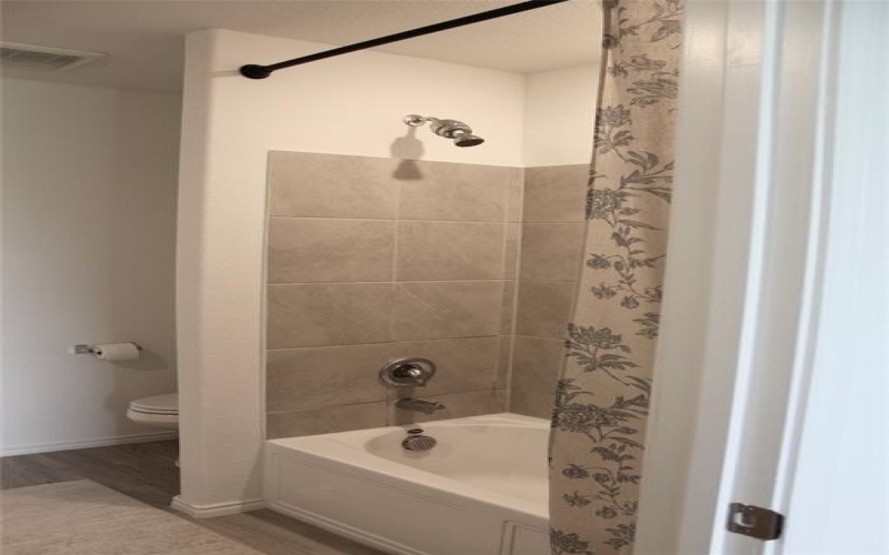 7804 Thornton Drive, McKinney, TX 75701, 4 Habitaciones Habitaciones , ,2 BañosBaños,Residential,En Venta,7804 Thornton Drive,20929590