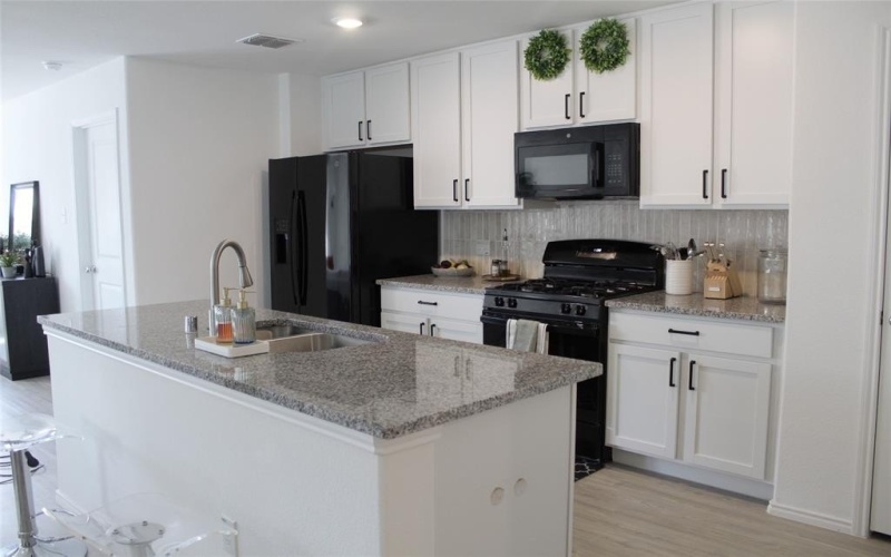 7804 Thornton Drive, McKinney, TX 75701, 4 Habitaciones Habitaciones , ,2 BañosBaños,Residential,En Venta,7804 Thornton Drive,20929590