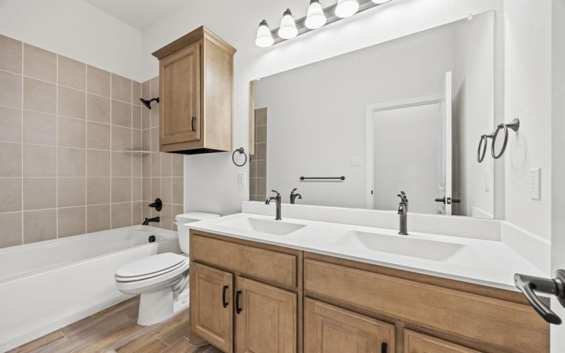 805 Anthem Lane, Forney, TX 75126, 4 Bedrooms Bedrooms, ,2 BathroomsBathrooms,Residential,For Sale,805 Anthem Lane,20934622