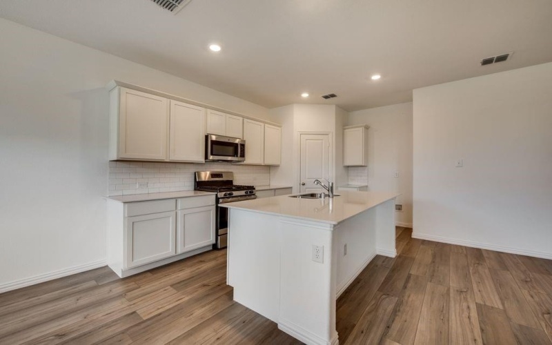 221 Cashew Court, Azle, TX 76020, 3 Habitaciones Habitaciones , ,2 BañosBaños,Residential,En Venta,221 Cashew Court,20934649
