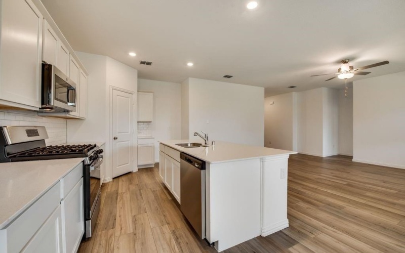 221 Cashew Court, Azle, TX 76020, 3 Habitaciones Habitaciones , ,2 BañosBaños,Residential,En Venta,221 Cashew Court,20934649