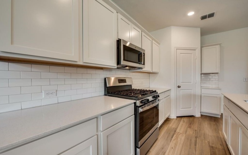 221 Cashew Court, Azle, TX 76020, 3 Habitaciones Habitaciones , ,2 BañosBaños,Residential,En Venta,221 Cashew Court,20934649
