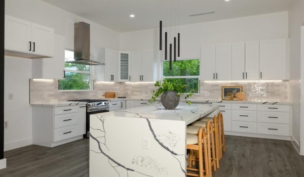 1921 Pollard Street, Dallas, TX 75208, 3 Bedrooms Bedrooms, ,3 BathroomsBathrooms,Residential,For Sale,1921 Pollard Street,20929895