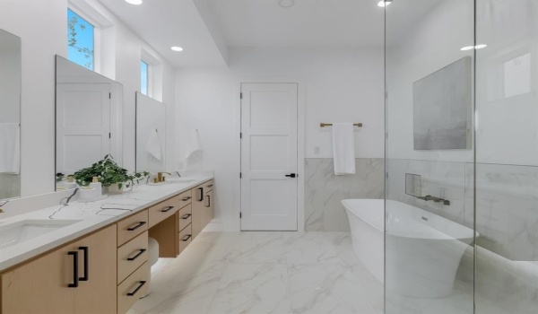 1921 Pollard Street, Dallas, TX 75208, 3 Bedrooms Bedrooms, ,3 BathroomsBathrooms,Residential,For Sale,1921 Pollard Street,20929895