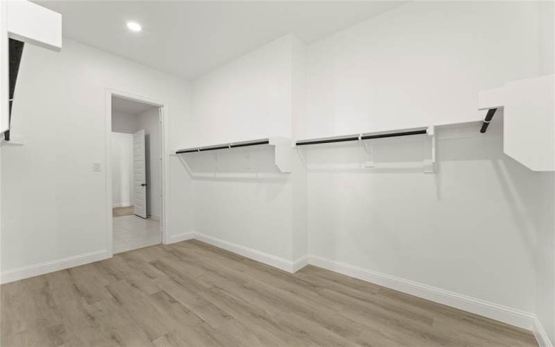 6620 Emerson, Mesquite, TX 75126, 4 Habitaciones Habitaciones , ,3 BañosBaños,Residential,En Venta,6620 Emerson,20934750