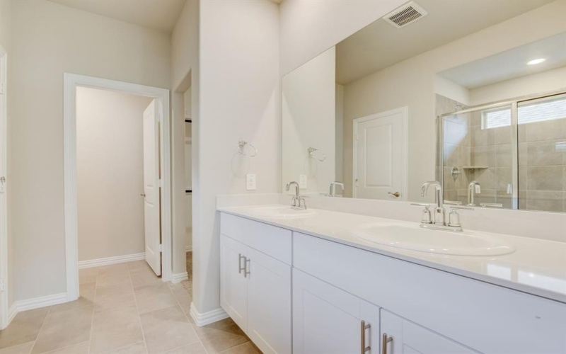 506 Stagg Street, McKinney, TX 75069, 4 Bedrooms Bedrooms, ,3 BathroomsBathrooms,Residential,For Sale,506 Stagg Street,20932795
