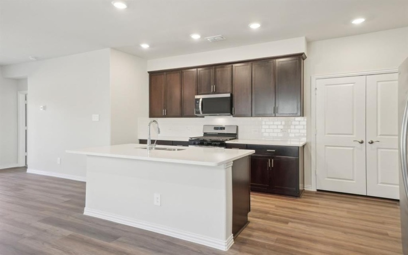 416 Ezra Lane, McKinney, TX 75069, 4 Bedrooms Bedrooms, ,2 BathroomsBathrooms,Residential,For Sale,416 Ezra Lane,20932809