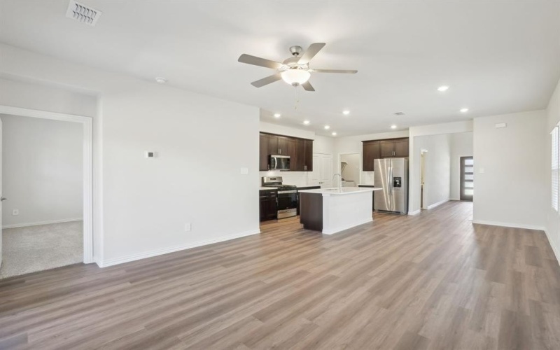 416 Ezra Lane, McKinney, TX 75069, 4 Bedrooms Bedrooms, ,2 BathroomsBathrooms,Residential,For Sale,416 Ezra Lane,20932809
