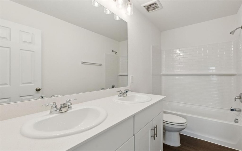 1053 Clear Dusk Lane, Forney, TX 75126, 4 Bedrooms Bedrooms, ,2 BathroomsBathrooms,Residential,For Sale,1053 Clear Dusk Lane,20930303