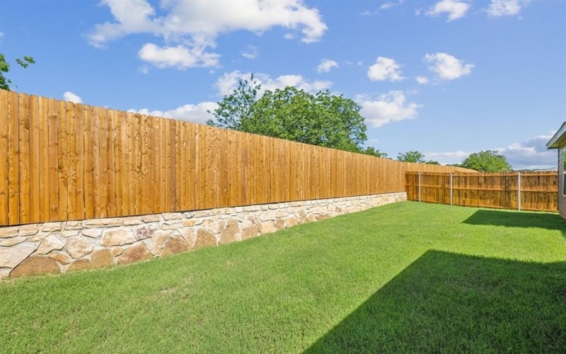 2824 Pecan Park Drive, Denton, TX 76208, 3 Bedrooms Bedrooms, ,2 BathroomsBathrooms,Residential,For Sale,2824 Pecan Park Drive,20930450