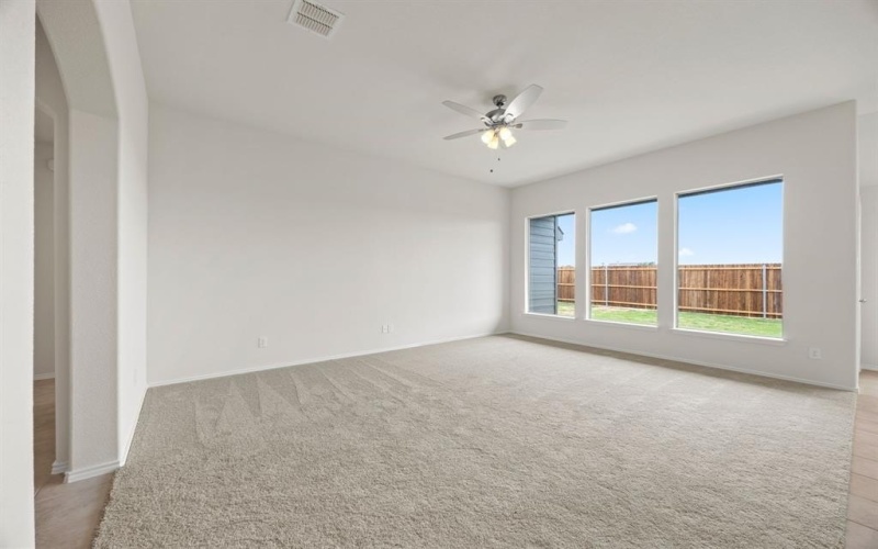 1145 Avery, Granbury, TX 76049, 3 Bedrooms Bedrooms, ,2 BathroomsBathrooms,Residential,For Sale,1145 Avery,20935272
