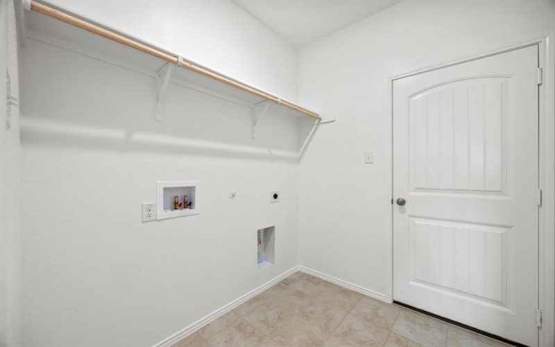 1145 Avery, Granbury, TX 76049, 3 Bedrooms Bedrooms, ,2 BathroomsBathrooms,Residential,For Sale,1145 Avery,20935272