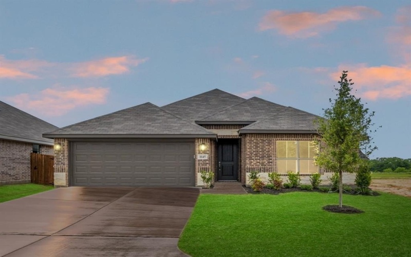 1145 Avery, Granbury, TX 76049, 3 Bedrooms Bedrooms, ,2 BathroomsBathrooms,Residential,For Sale,1145 Avery,20935272