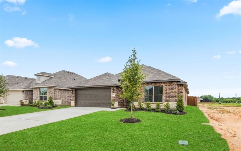1145 Avery, Granbury, TX 76049, 3 Bedrooms Bedrooms, ,2 BathroomsBathrooms,Residential,For Sale,1145 Avery,20935272