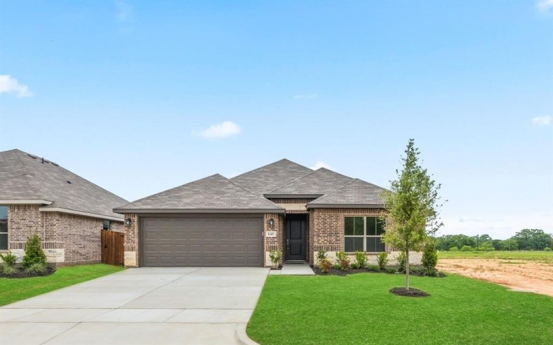 1145 Avery, Granbury, TX 76049, 3 Bedrooms Bedrooms, ,2 BathroomsBathrooms,Residential,For Sale,1145 Avery,20935272