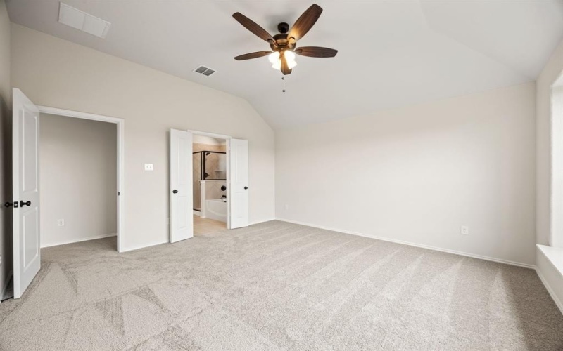 1153 Avery, Granbury, TX 76049, 3 Habitaciones Habitaciones , ,2 BañosBaños,Residential,En Venta,1153 Avery,20935295