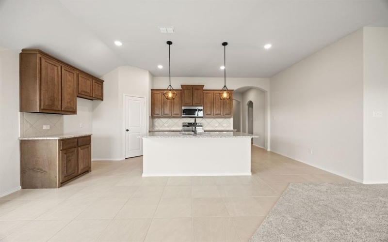1153 Avery, Granbury, TX 76049, 3 Habitaciones Habitaciones , ,2 BañosBaños,Residential,En Venta,1153 Avery,20935295