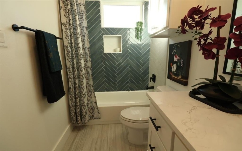 401 Peacock Street, Cleburne, TX 76031, 3 Bedrooms Bedrooms, ,2 BathroomsBathrooms,Residential Lease,For Rent,401 Peacock Street,20935354