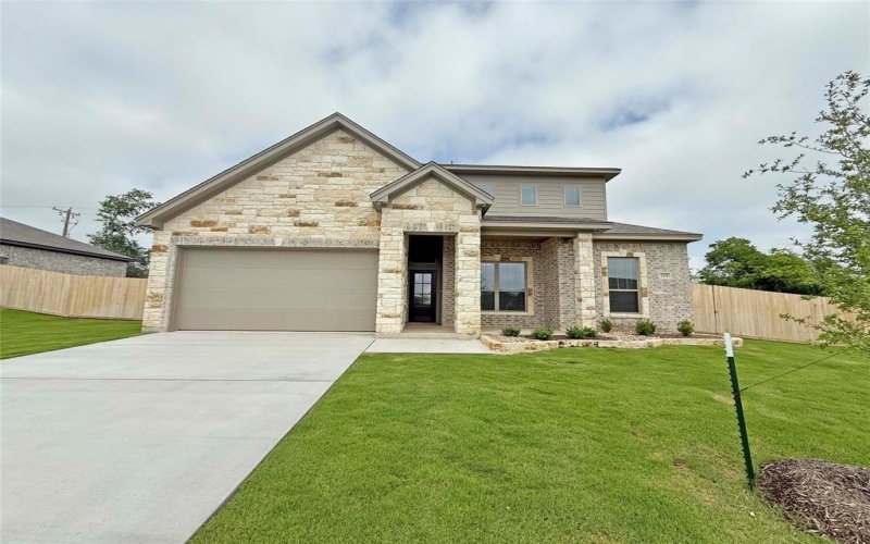 201 Lasso Loop, Lorena, TX 76655, 4 Habitaciones Habitaciones , ,3 BañosBaños,Residential,En Venta,201 Lasso Loop,226809