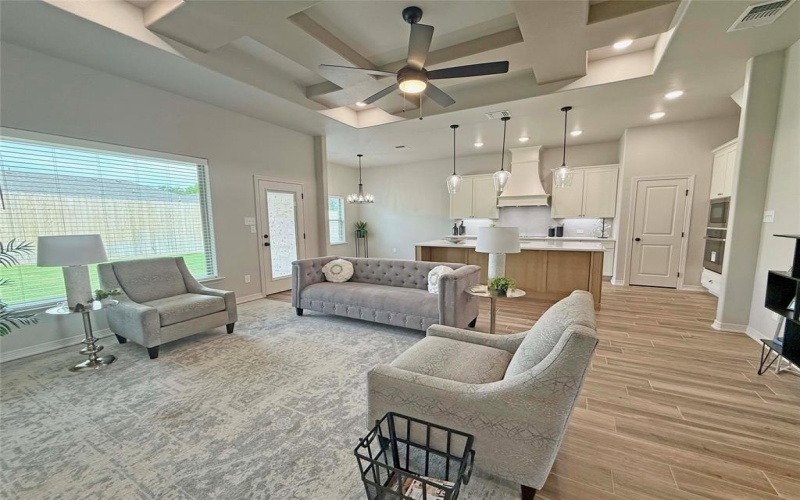 201 Lasso Loop, Lorena, TX 76655, 4 Habitaciones Habitaciones , ,3 BañosBaños,Residential,En Venta,201 Lasso Loop,226809