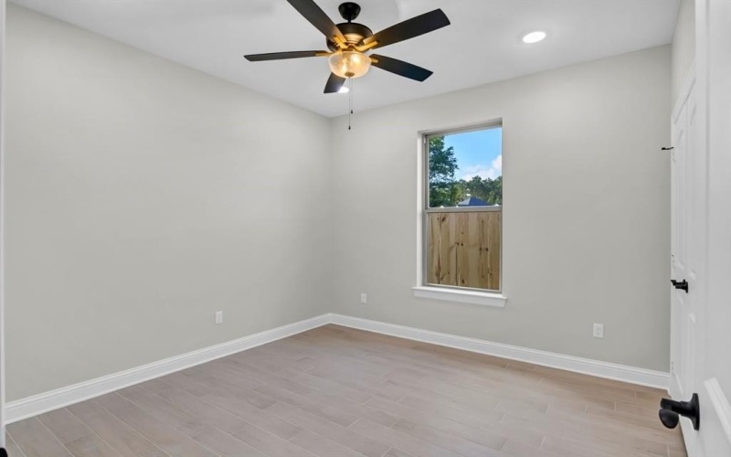 2014 Locklear Lane, Tyler, TX 75703, 4 Bedrooms Bedrooms, ,2 BathroomsBathrooms,Residential,For Sale,2014 Locklear Lane,20935445