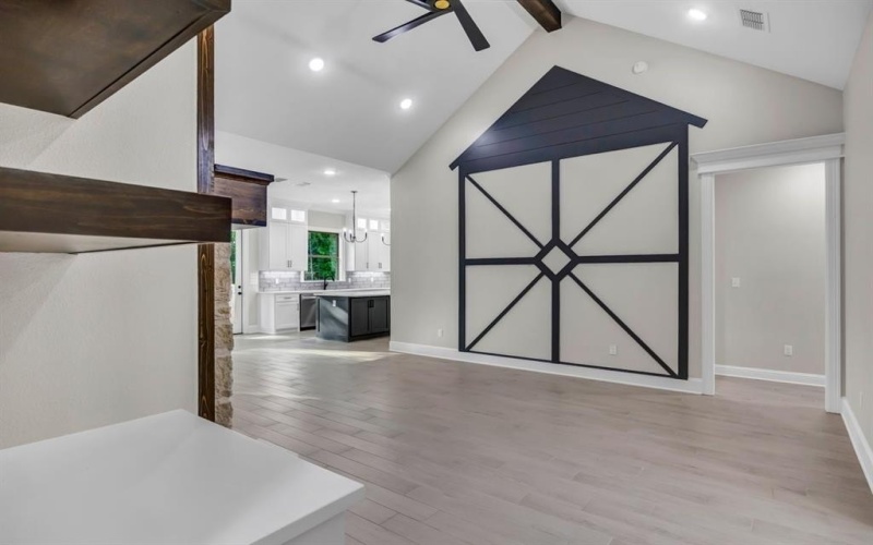 2014 Locklear Lane, Tyler, TX 75703, 4 Bedrooms Bedrooms, ,2 BathroomsBathrooms,Residential,For Sale,2014 Locklear Lane,20935445