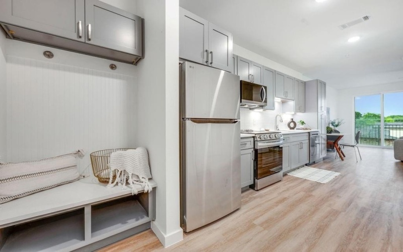 2220 Mail Avenue #103, Dallas, TX 75235, 1 Bedroom Bedrooms, ,1 BathroomBathrooms,Residential Lease,For Rent,2220 Mail Avenue,20935571