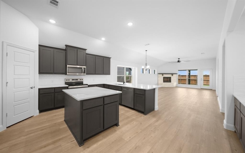 1948 Nightfall Drive, Venus, TX 76084, 4 Habitaciones Habitaciones , ,2 BañosBaños,Residential,En Venta,1948 Nightfall Drive,20935991