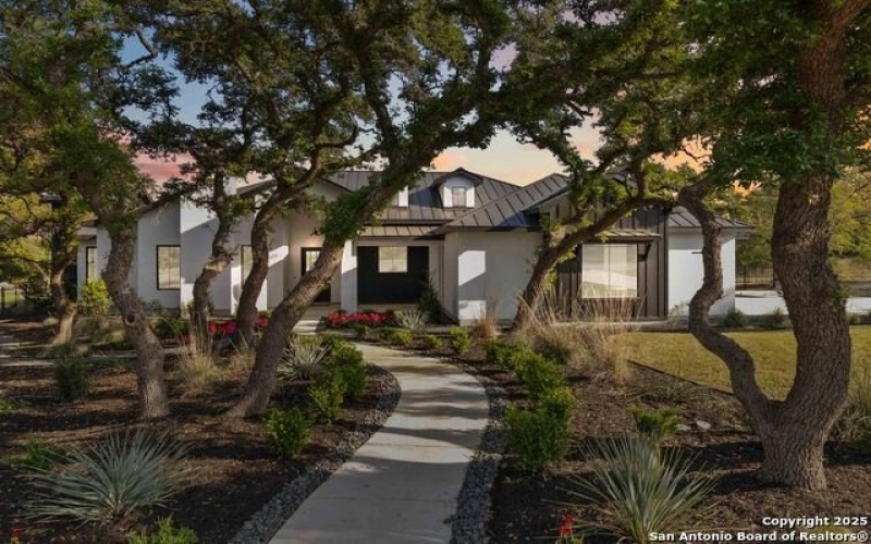 11310 Montell Point, Boerne, TX 78006, 5 Bedrooms Bedrooms, ,6 BathroomsBathrooms,Residential,For Sale,11310 Montell Point,1859107