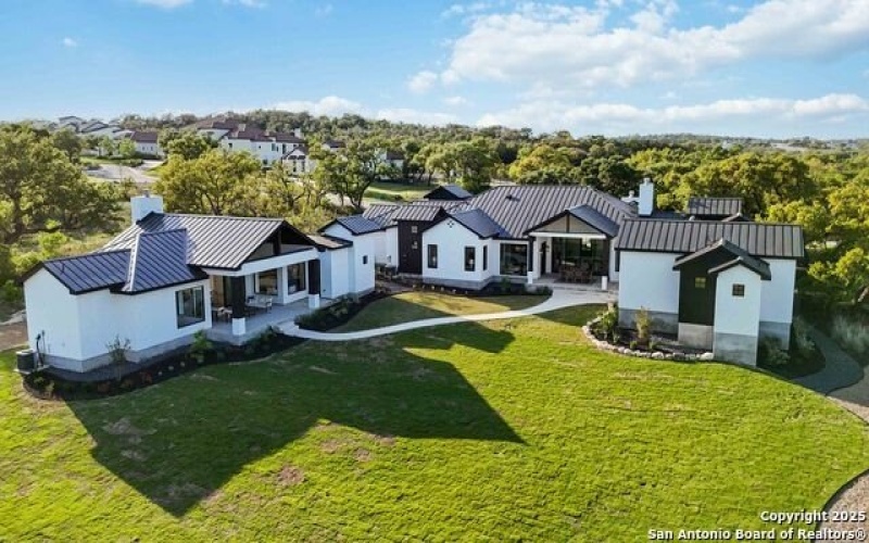 11310 Montell Point, Boerne, TX 78006, 5 Bedrooms Bedrooms, ,6 BathroomsBathrooms,Residential,For Sale,11310 Montell Point,1859107