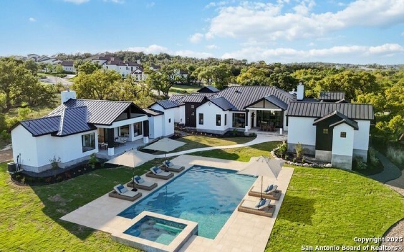 11310 Montell Point, Boerne, TX 78006, 5 Bedrooms Bedrooms, ,6 BathroomsBathrooms,Residential,For Sale,11310 Montell Point,1859107
