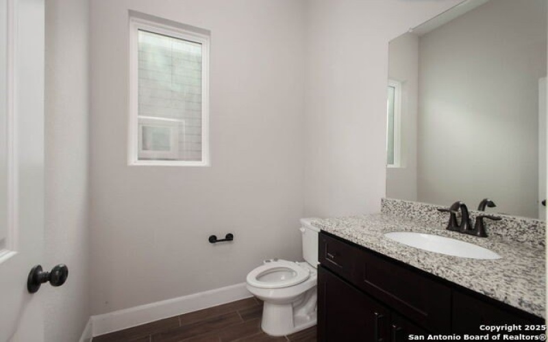 2202 Virginia Blvd, Unit 101, San Antonio, TX 78203, ,2 BathroomsBathrooms,Residential Multi Family,For Sale,2202 Virginia Blvd, Unit 101,1857002
