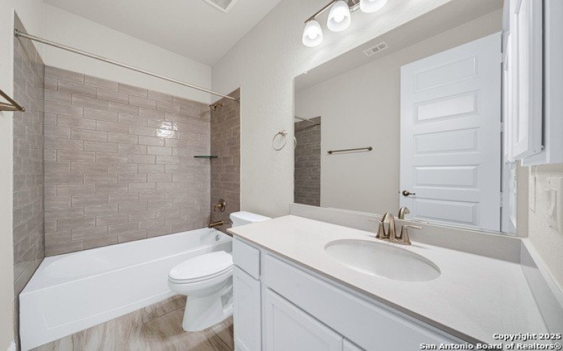 216 Fillmore Falls, Cibolo, TX 78108, 4 Bedrooms Bedrooms, ,3 BathroomsBathrooms,Residential,For Sale,216 Fillmore Falls,1819240
