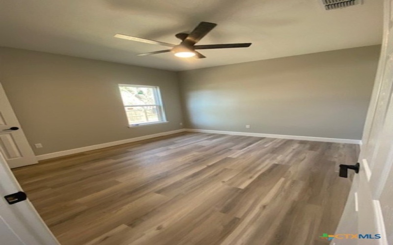 608 N Cedar Avenue, Luling, TX 78648, 3 Bedrooms Bedrooms, ,2 BathroomsBathrooms,Residential,For Sale,608 N Cedar Avenue,573815