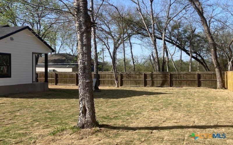 608 N Cedar Avenue, Luling, TX 78648, 3 Bedrooms Bedrooms, ,2 BathroomsBathrooms,Residential,For Sale,608 N Cedar Avenue,573815